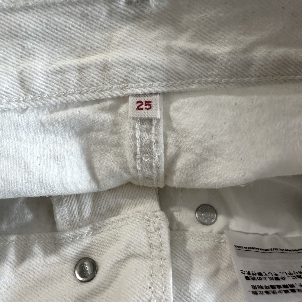 Levi's Denim High Rise Deconstructed Button Fly White Jean Skirt Raw Hem Sz 25 - Picture 9 of 13